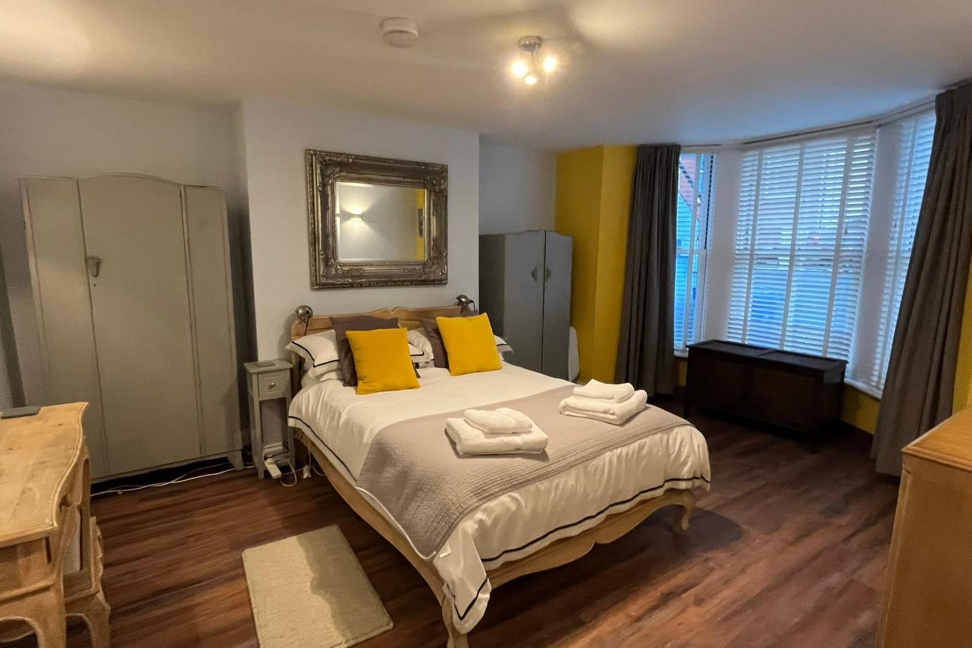 Seaside Hideaway - Free Onstreet Parking Villa Scarborough Luaran gambar